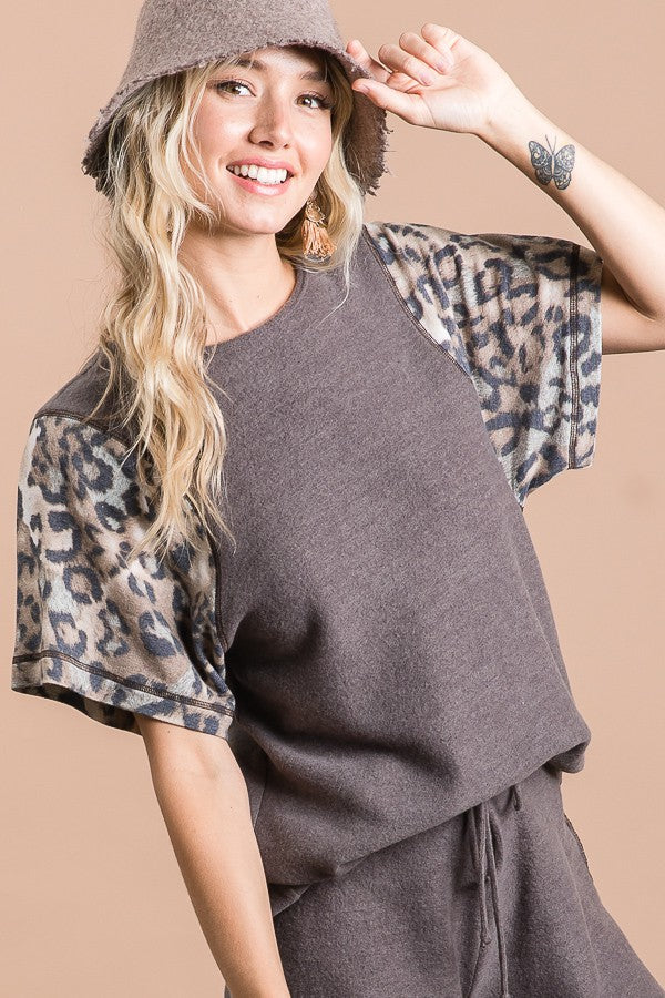 BRUSHED LEOPARD SLEEVE TOP