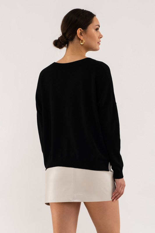 AMBER EXTENDED SHOULDER SWEATER