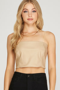 SLEEVELESS LOW GAGE KNIT WITH FRONT TWIST DETAIL